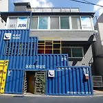 Little Star Guesthouse